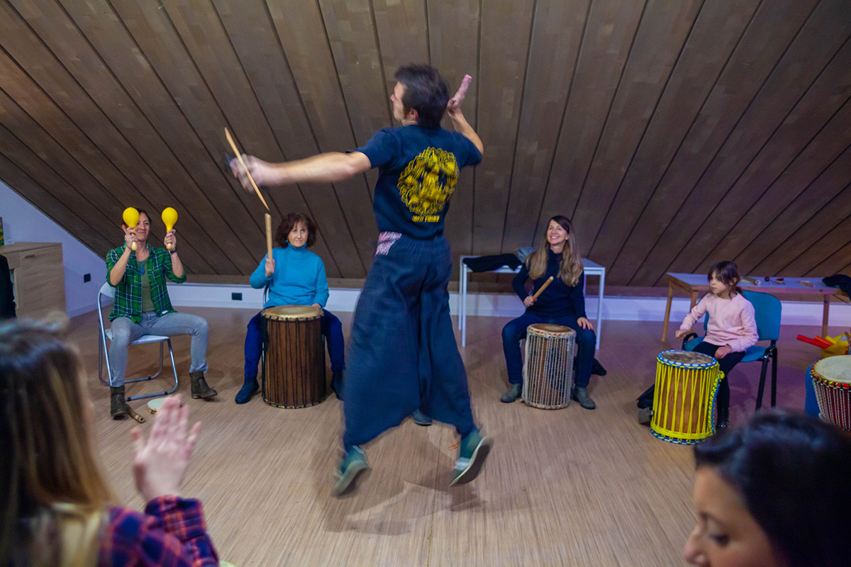 vivere-esperinza-drum-circle-healing-andrea-sirtori-buonoperlogica-09-8496